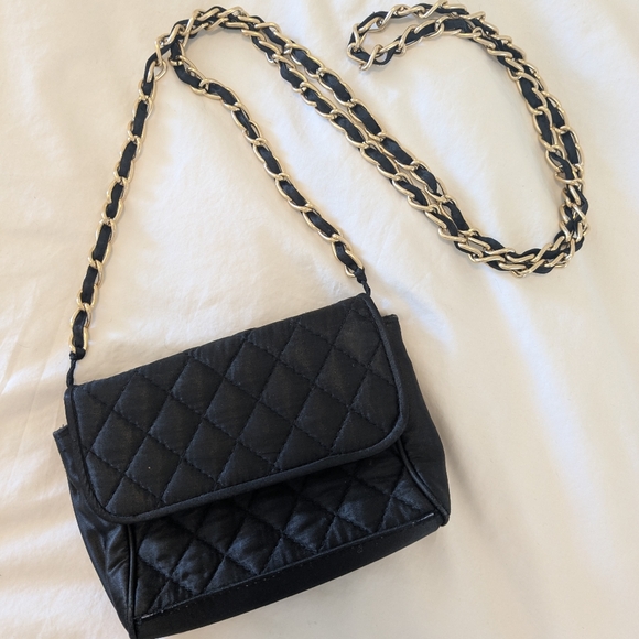 Handbags - 90s VTG CONTEMPO CASUALS Quilted Chain Bag